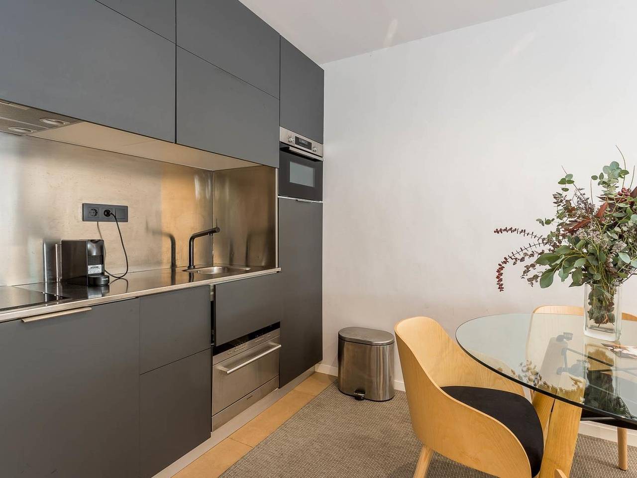 Geheel vakantieappartement, Vakantieappartement voor 2 personen met terras in Barcelona Centre, Barcelona