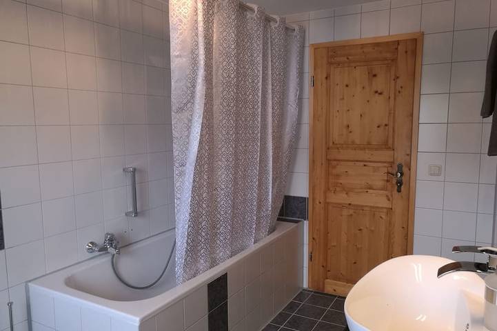 Ferienwohnung für 4 Personen, mit Balkon in Altötting - 4