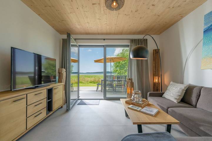 Ferienhaus für 6 Personen, mit Terrasse und Garten sowie Seeblick in Bergen auf Rügen