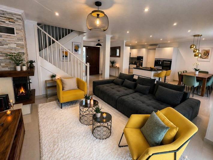 Location de vacances pour 12 personnes, avec jacuzzi ainsi que jardin et piscine à Bondoufle