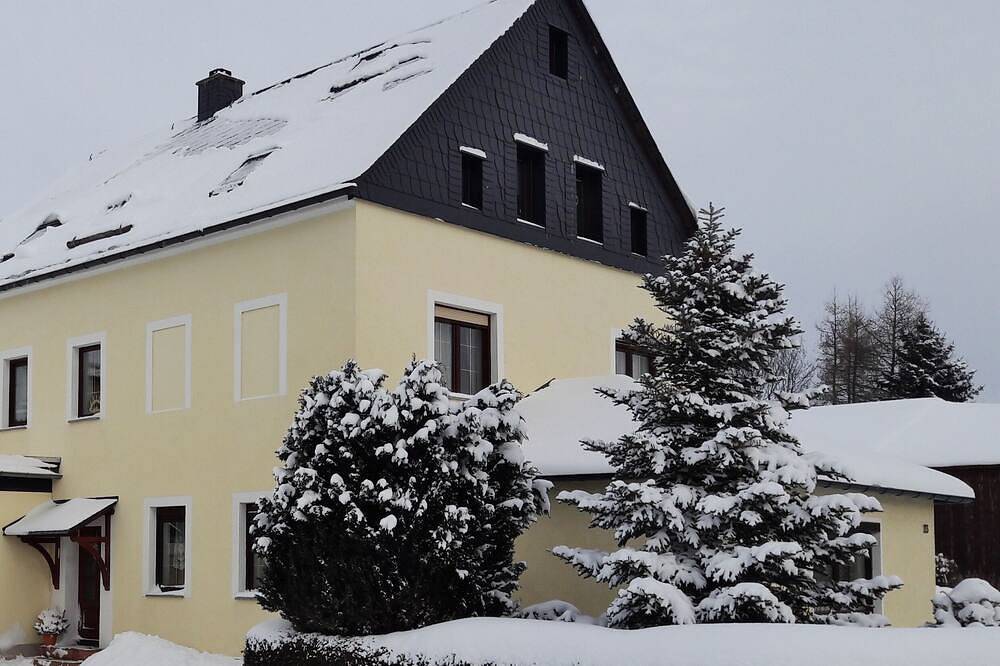 Ganze Wohnung, Ferienwohnung Flöhatalblick im Erzgebirge. in Olbernhau, Erzgebirge
