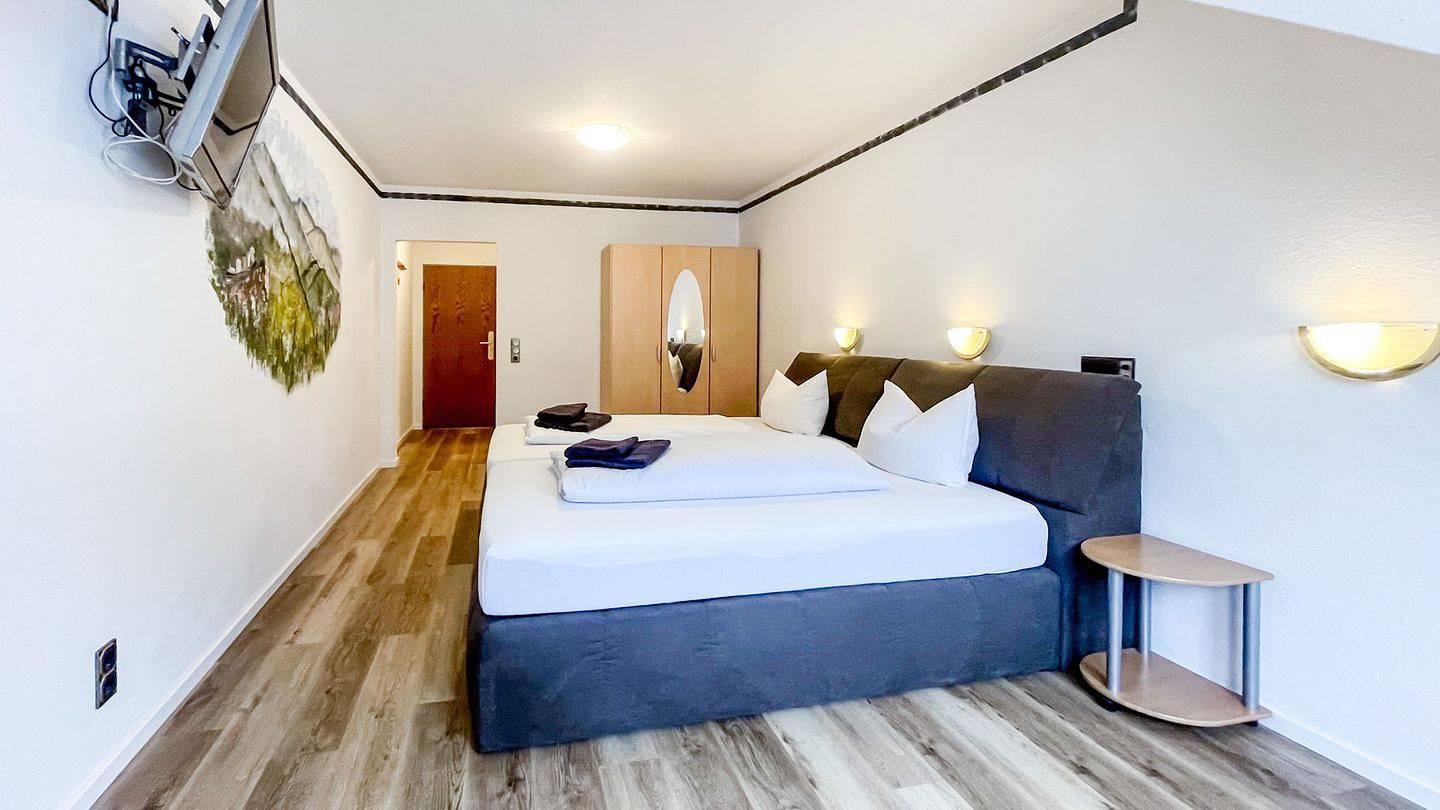 Komfortables und vielseitiges Zimmer –Perfekt für Erholung, Arbeit und Austausch in Züschen, Winterberg