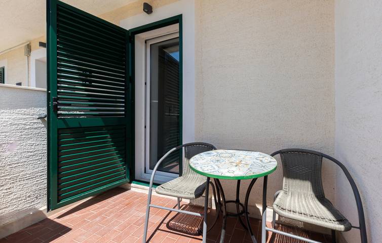 Ferienwohnung für 2 Personen, mit Garten in Baska Voda - 2