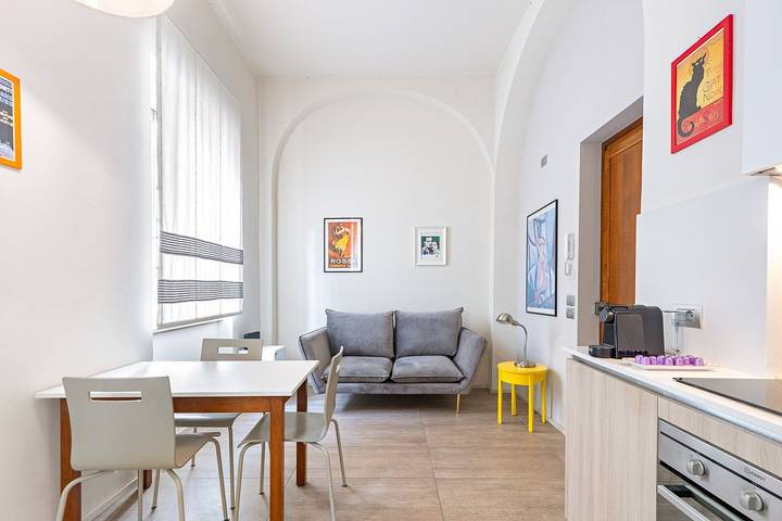 Ferienwohnung für 3 Personen, mit Balkon in Alba