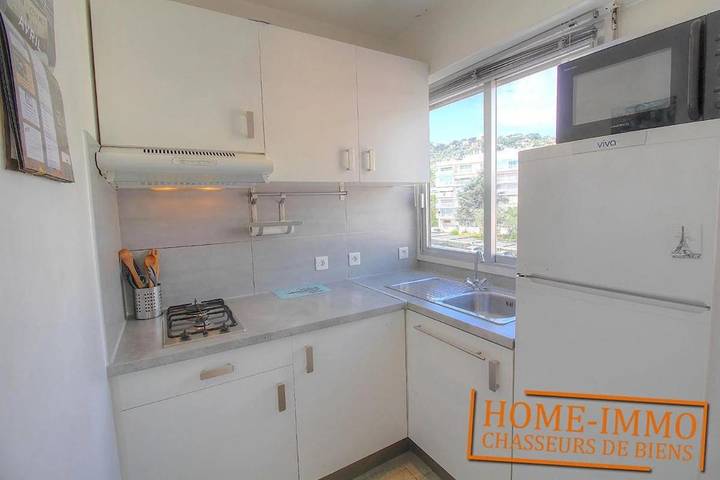 Gîte pour 4 personnes, avec terrasse dans Office De Tourisme De Golf Juan - 4