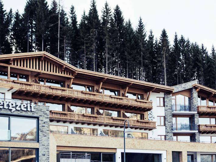 Hotel für 5 Personen, mit Ausblick und Balkon sowie Garten, kinderfreundlich in Zöblen