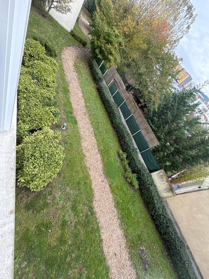 Appartement entier, Two-Bedroom Apartment in Nanterre, Hauts-de-Seine