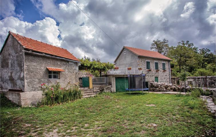 Ferienhaus für 6 Personen mit Terrasse in Kruševice, Montenegro