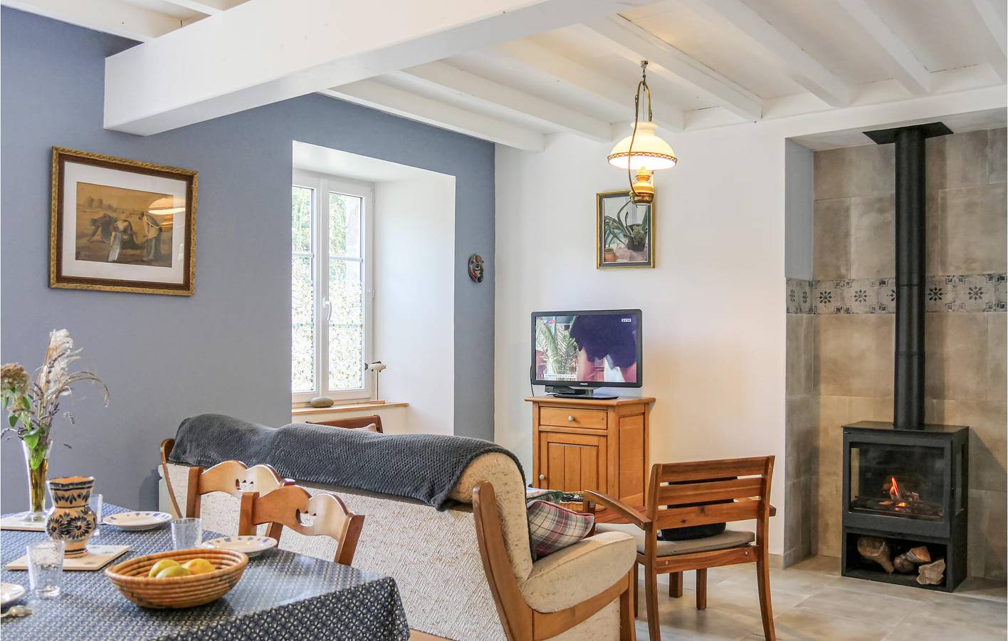 Charmant appartement de vacances avec jardin, TV et parking in Merquetot, La Hague