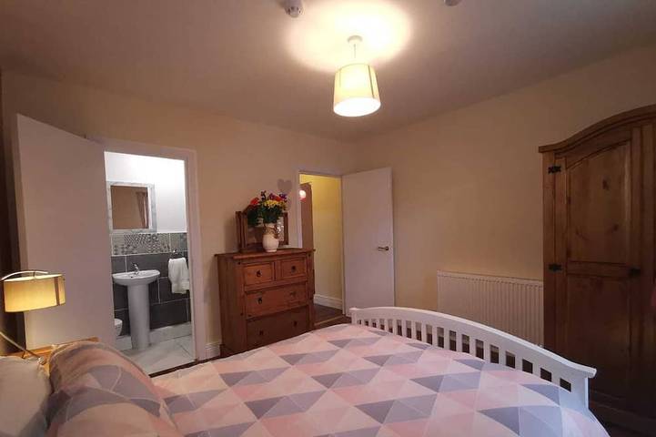 Gîte pour 4 personnes, avec balcon dans Derry Londonderry - 2