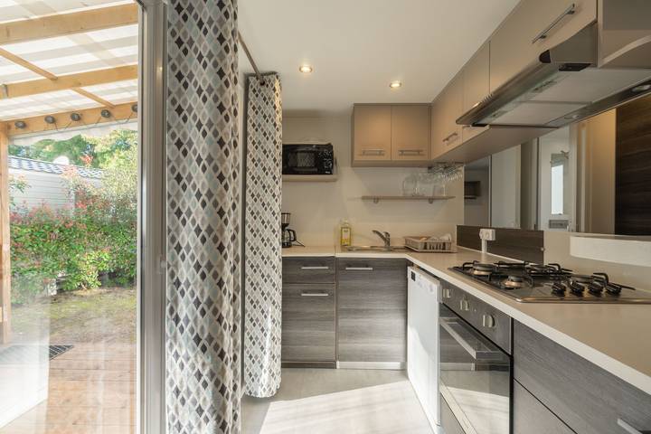 Mobilheim 'Siblu Bonne Anse Mobilhome 510' mit privater Terrasse und Klimaanlage in Les Mathes, Côte de Beauté