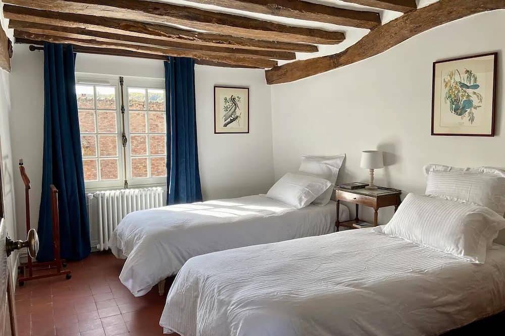 Le Clos des grands jardins, a renovated historic house in the heart of Giverny in Giverny, Les Andelys und Umgebung