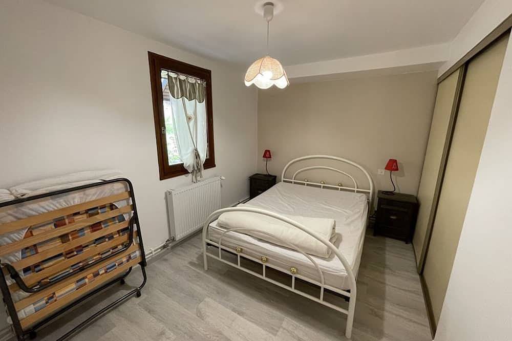 Apartamento en chalet cerca de telesilla, 2 habitaciones, cocina equipada, 70m² in Le Lioran, Laveissière