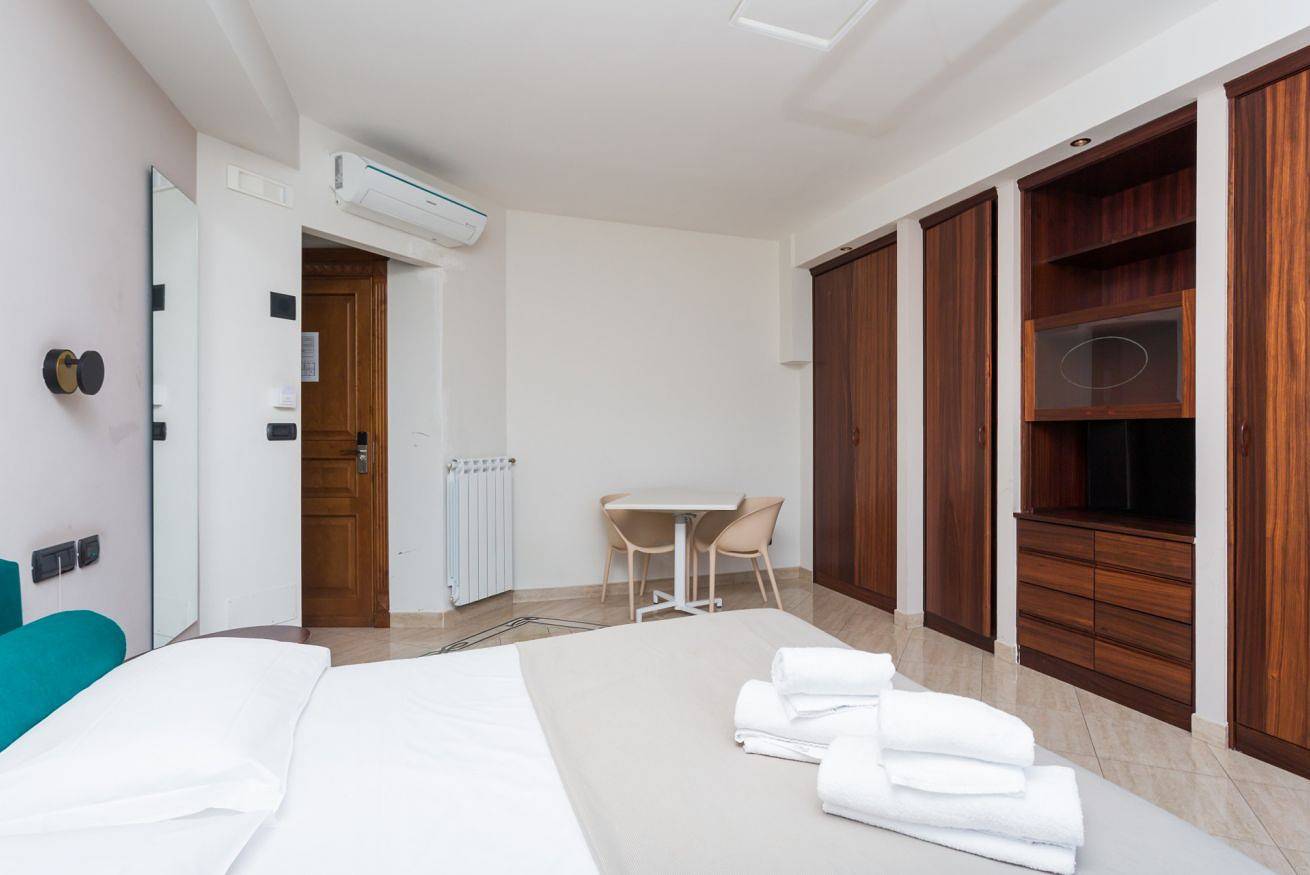 Appartamento intero, Triple G Rooftop 105 By Dimorra in Napoli, Napoli e dintorni