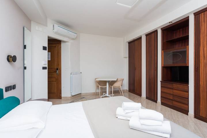 Appartamento intero, Triple G Rooftop 105 By Dimorra in Napoli, Napoli e dintorni