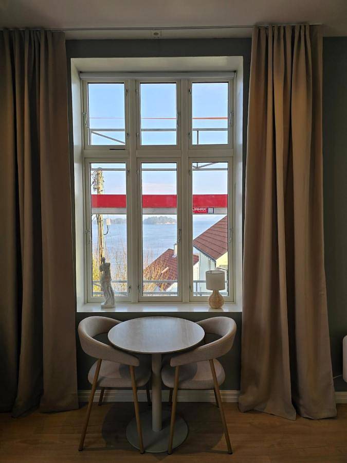 Ferienwohnung für 2 Personen, mit Ausblick in Stord