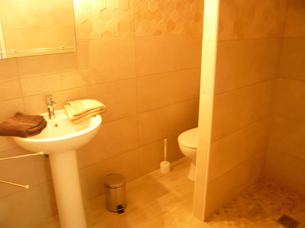 Chambre d'hôtes « Chambre du Caroux » avec Wi-Fi in Saint-Martin-de-l'Arçon, Région de Béziers