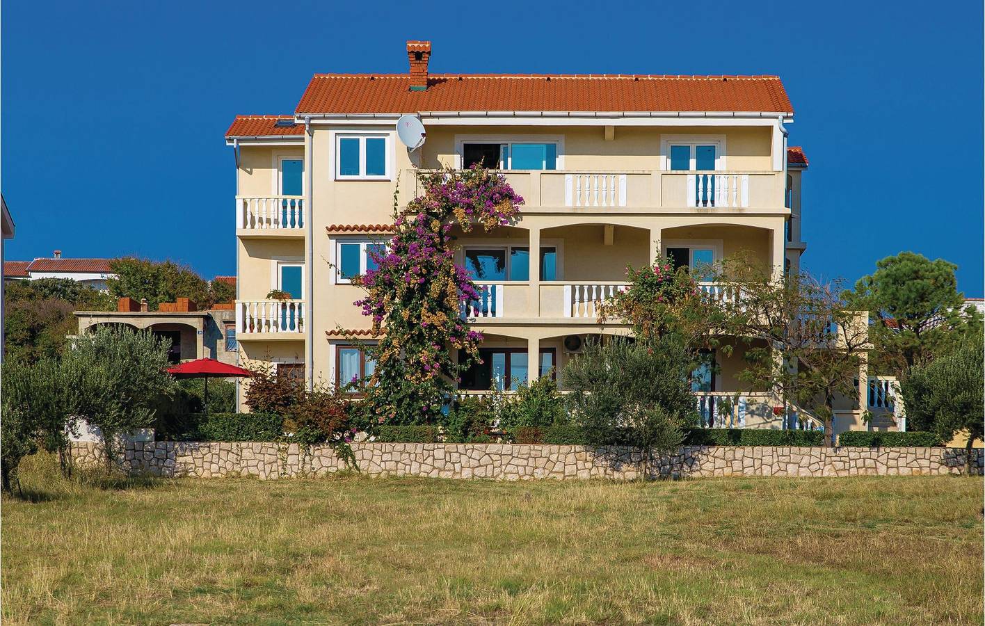 Ganze Ferienwohnung, Ferienwohnung für 6 Personen mit Terrasse in Povljana, Pag