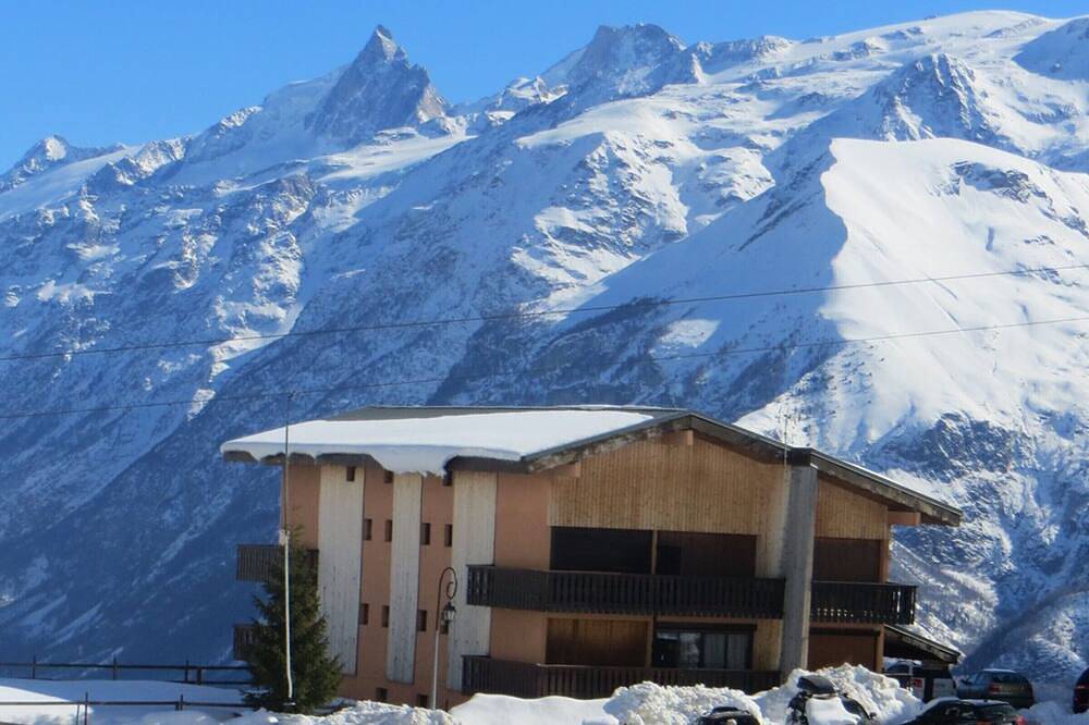 Appartement entier, Studio cabine 4 pers au pied des pistes avec parking – Auris en Oisans in Auris, Parc national des Écrins