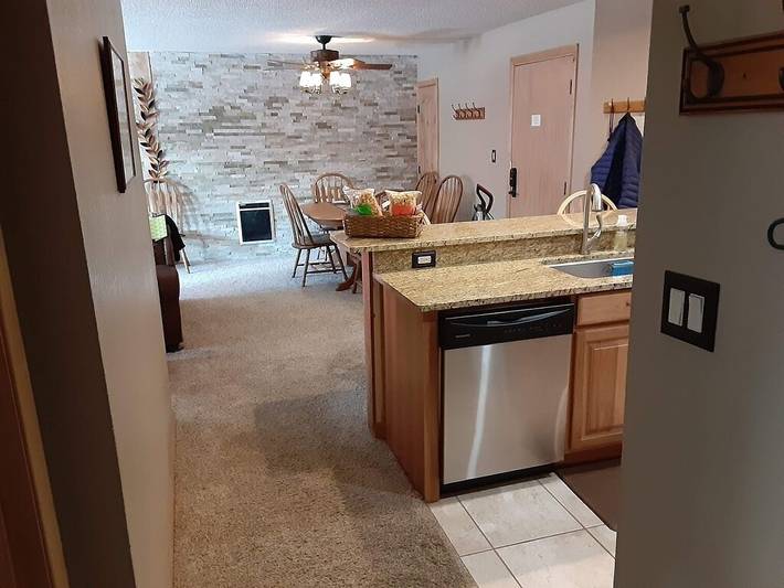 Vacation rental for 4 people, with hot tub and yard as well as sauna and balcony in Brian Head