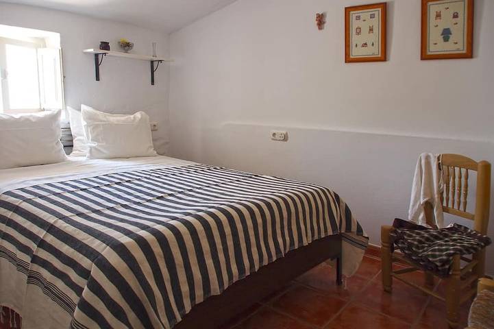 El Patio de Lola, an Andalusian village house with green marble splash pool. in Riogordo, Cordillera Penibética