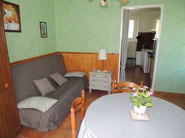 Gîte pour 2 Personnes dans Picherande, Massif central, Photo 2