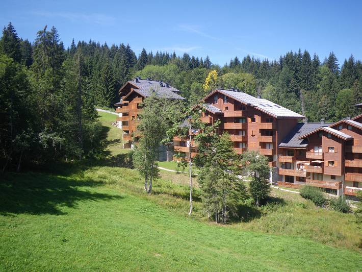 Chalet pour 10 personnes, avec balcon, adapté aux familles à Morillon