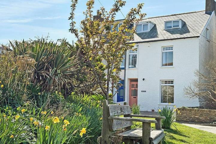 Cottage for 6 people, with garden, with pets in Crantock