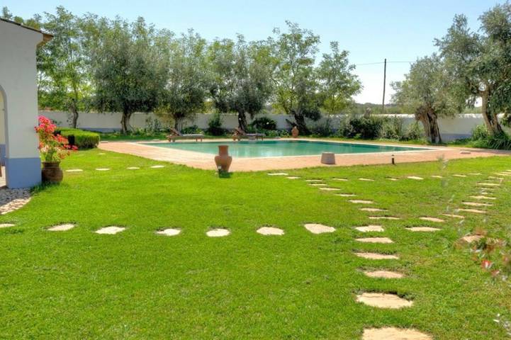 Hotel para 2 personas, con piscina y terraza además de jardín y vistas en Distrito de Évora - 2