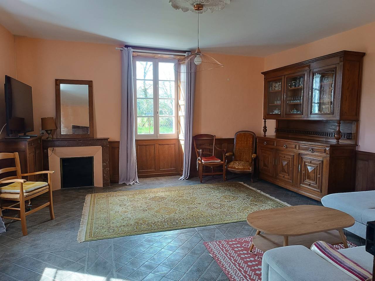 Gîte le Caddet, casa tradicional bearnesa en plena naturaleza in Poursiugues-Boucoue, Béarn
