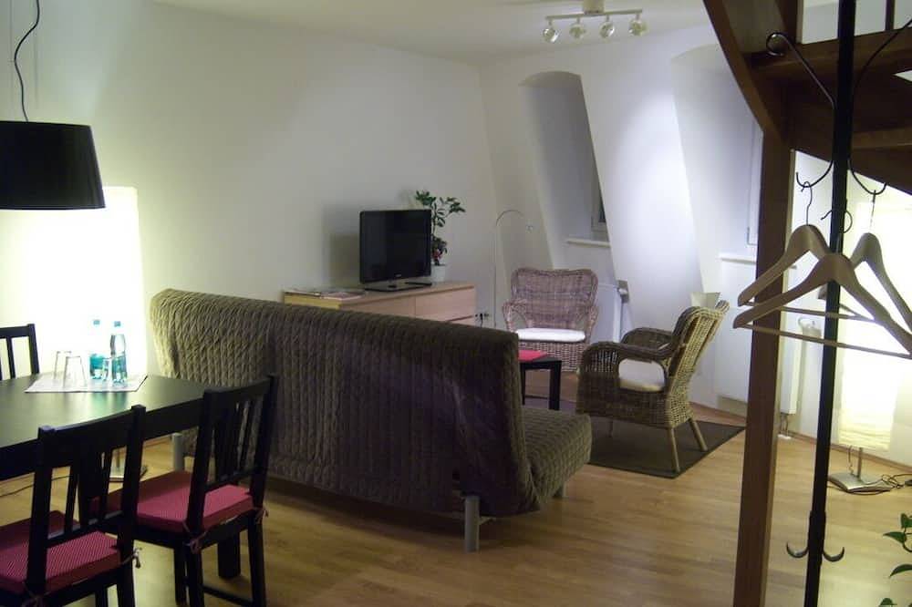 Appartamento intero, Maisonette apartment on the top floor for up to 4 people in Altstadt (Dresden), Dresda