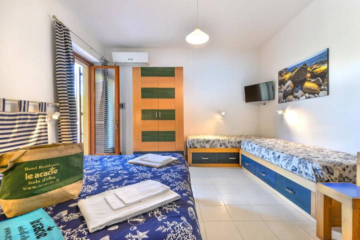 Monolocale intero, Studio in Spiagga di Naregno (Naregno), Capoliveri