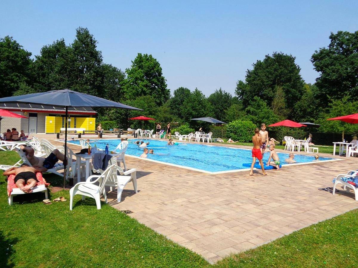 Ferienpark für 6 Personen mit Terrasse in Veluwe