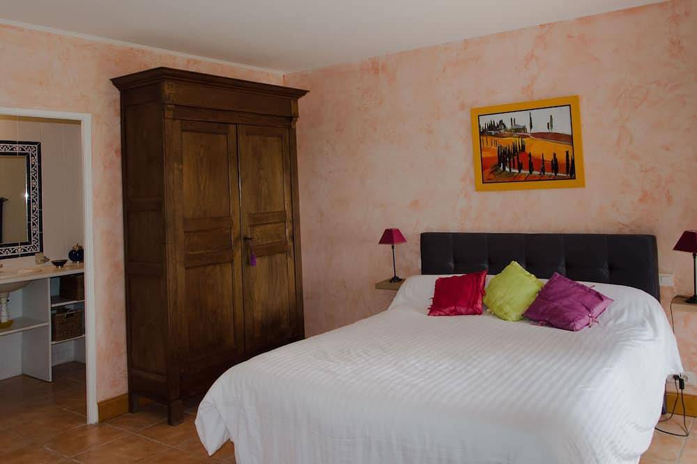 Traditionelles Steinhaus im Herzen der Gascogne mit viel ruhigem Charakter in Sainte-Gemme (Gers), Gers