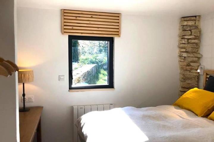 Gîte pour 4 personnes, avec piscine et terrasse ainsi que vue et jardin à Saignon - 4