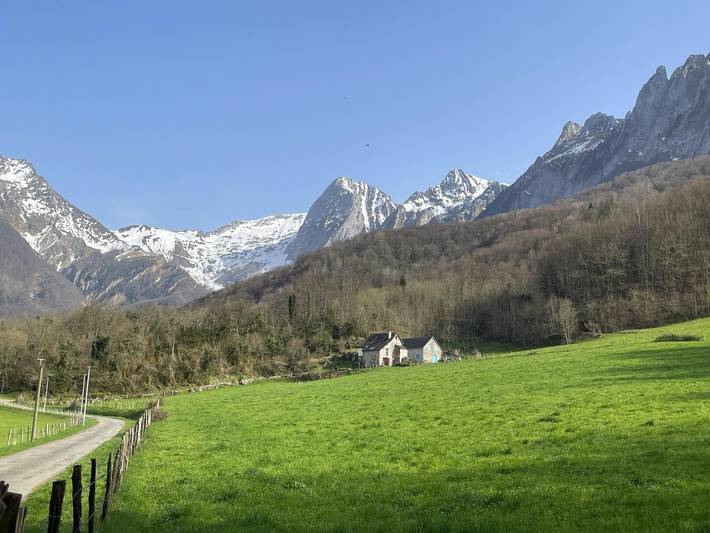 Gîte pour 8 personnes, avec jardin à Accous - 2