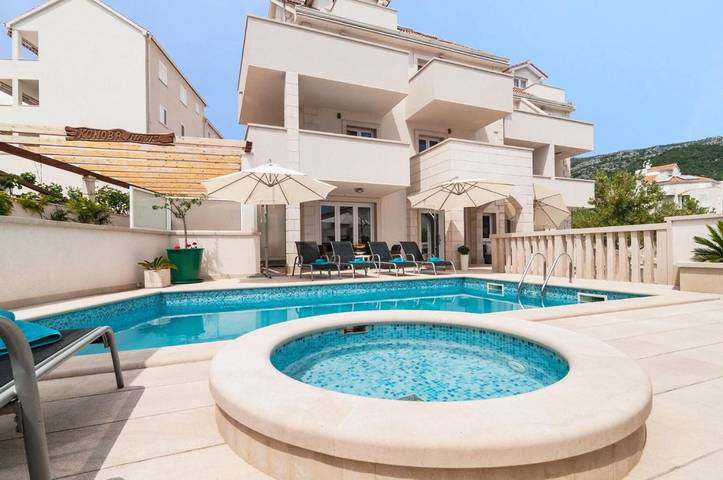 Bed & breakfast dla 3 osób, z ogród i basen oraz basen dla dzieci i widok - 1