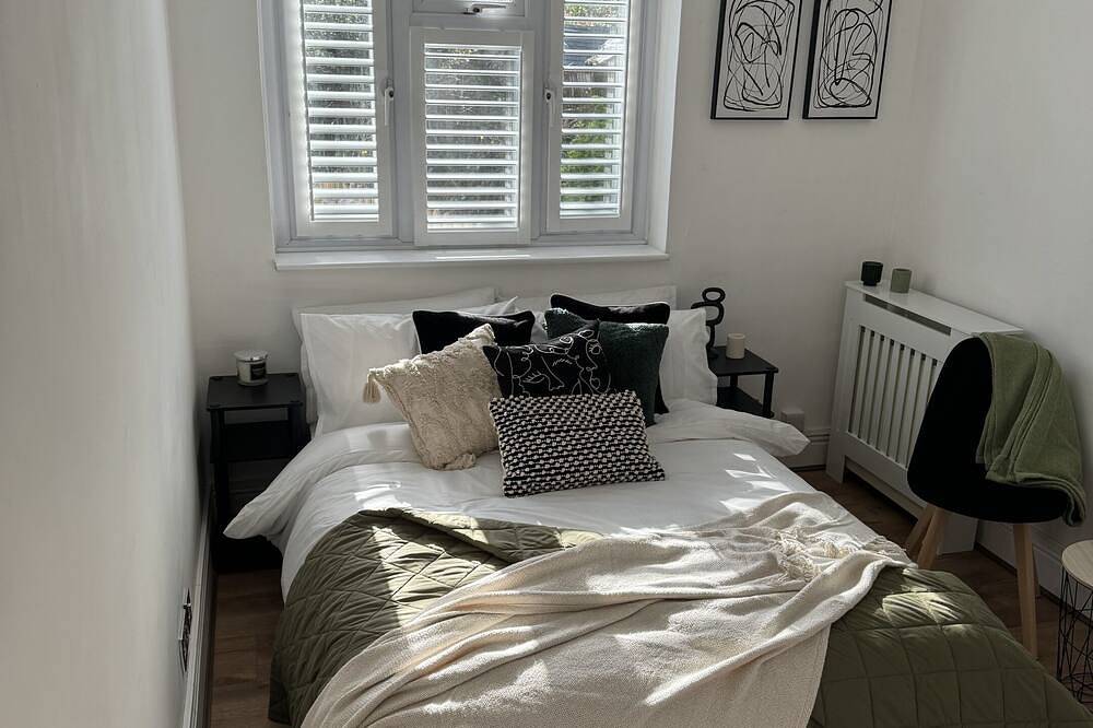 Entire apartment, Orchard Apartment by Stays Accommodation in Chelmsford, Essex