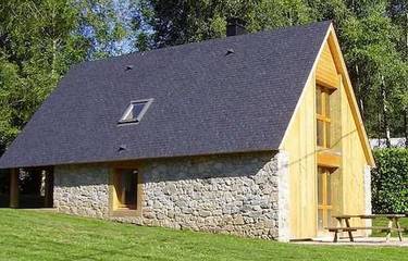 Gîte pour 4 personnes, avec terrasse et jardin à Aucun