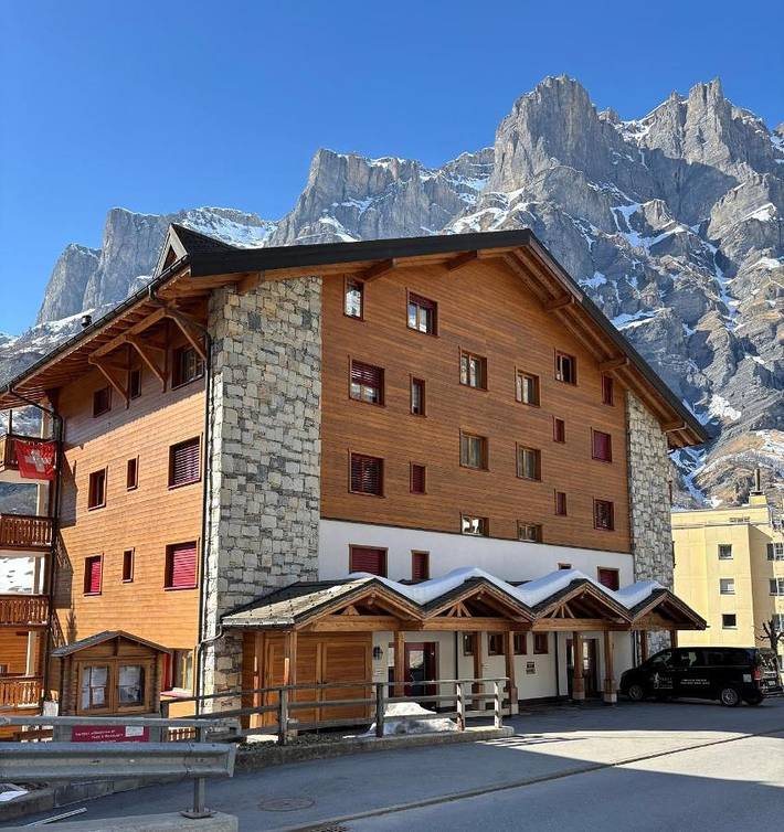 Ferienwohnung für 5 Personen, mit Garten und Ausblick, kinderfreundlich in Leukerbad