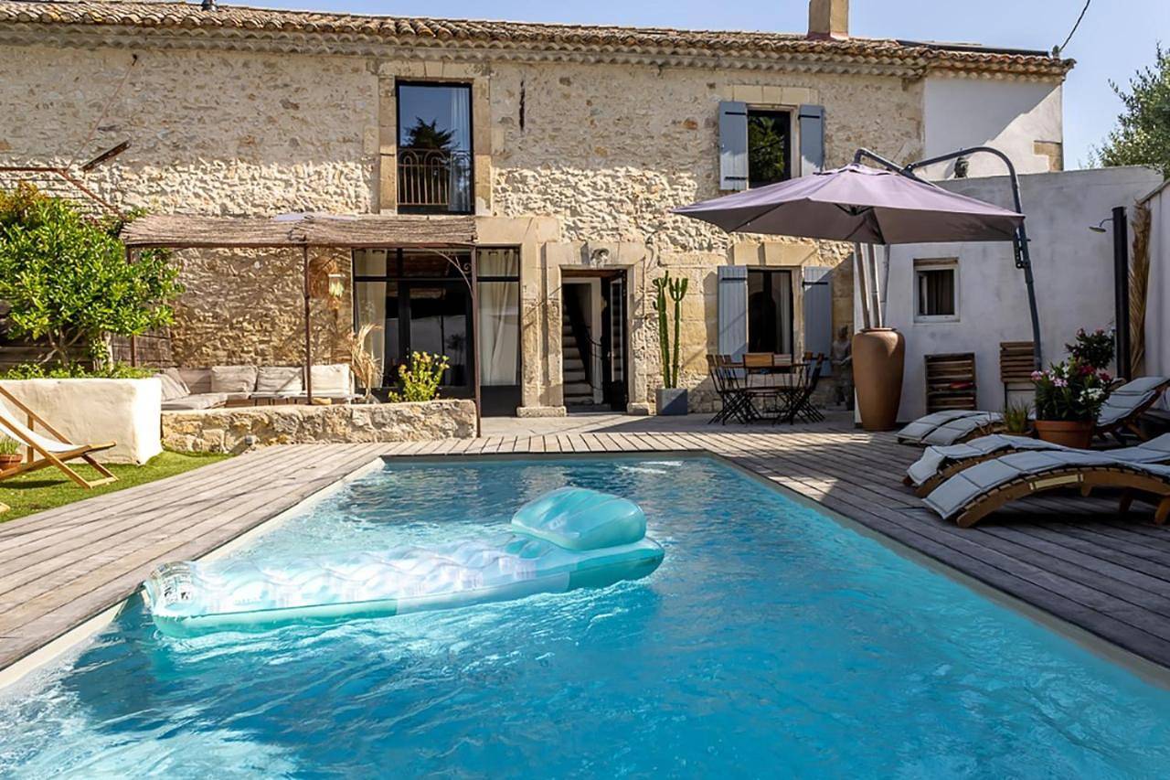 Double Room with Private Bathroom in Châteaurenard, Région d'Arles