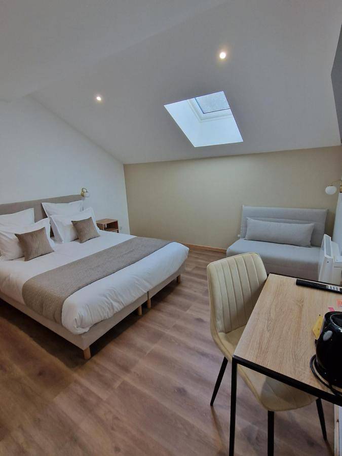 Hôtel pour 2 personnes, avec Terrasse et Jardin à La Chapelle-devant-Bruyères