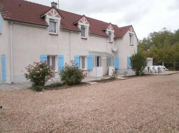 Gîte pour 14 personnes, avec jardin et terrasse dans le Loir-et-Cher