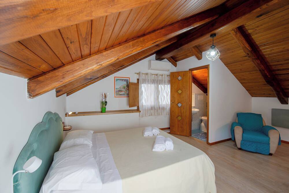 Maison Antica - One Step Away From the Sea in Maiori, Costiera amalfitana