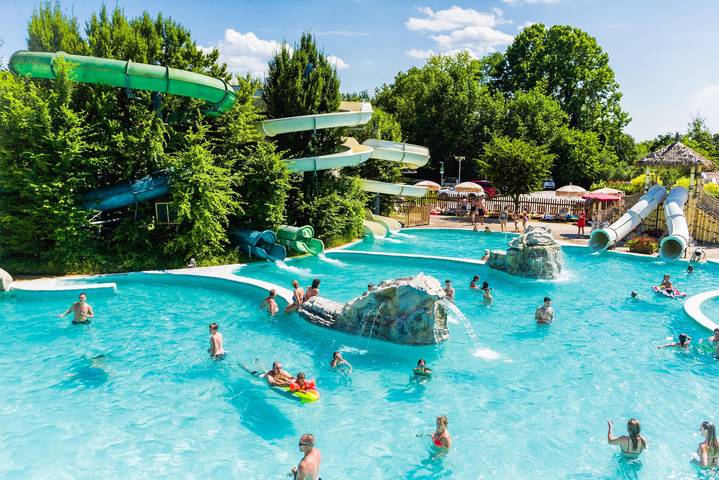 Bungalow für 5 Personen, mit Whirlpool am Gardasee