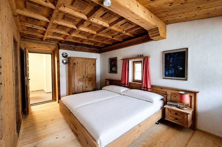 Ganze Wohnung, Unique Three-Bedroom Residence in Zernez!!! in Zernez, Unterengadin
