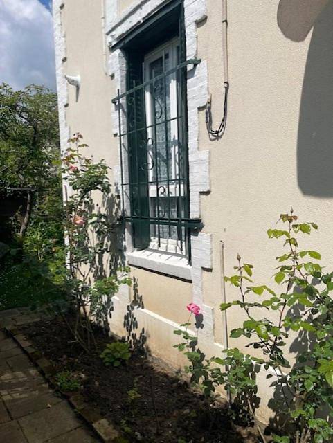 Gîte pour 4 personnes, avec jardin à Trappes - 2