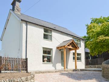 Glamping for 6 People in Gwynedd, North-Wales, Photo 1