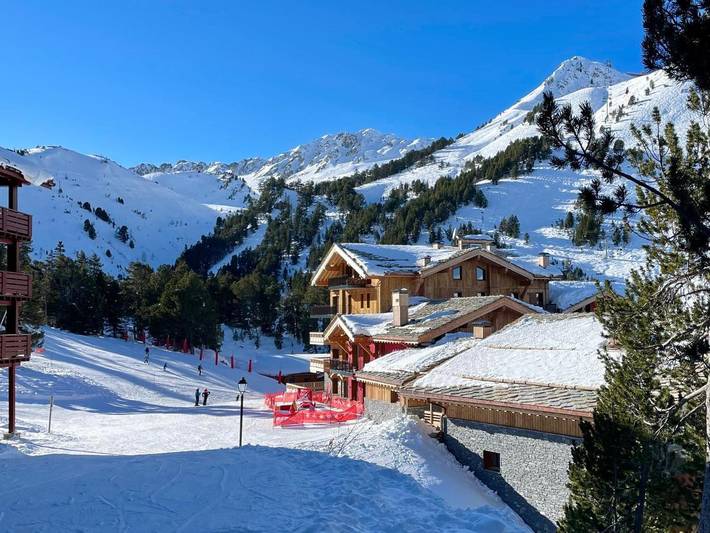 Gîte pour 6 personnes, avec terrasse et piscine ainsi que vue et sauna, animaux acceptés dans Arc 1950 - 4