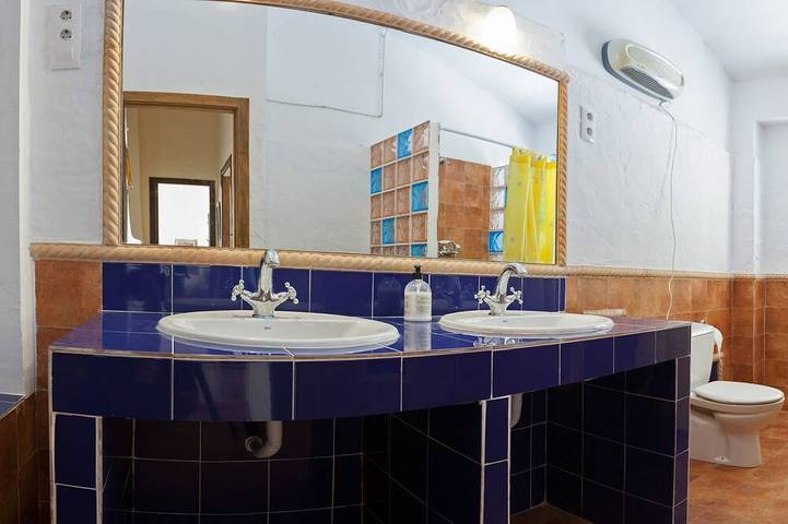 Gîte pour 20 personnes, avec jardin et piscine à Pruna - 3